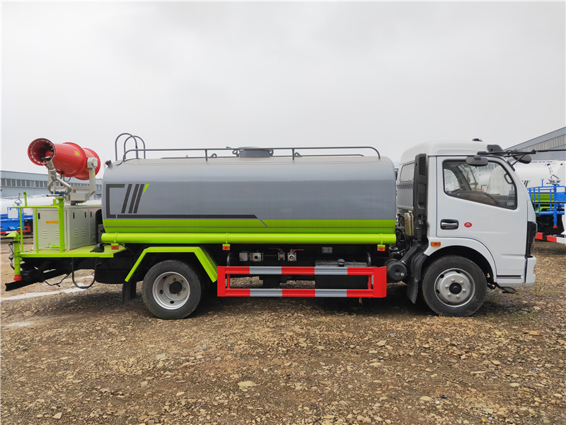 ����8���F��܇