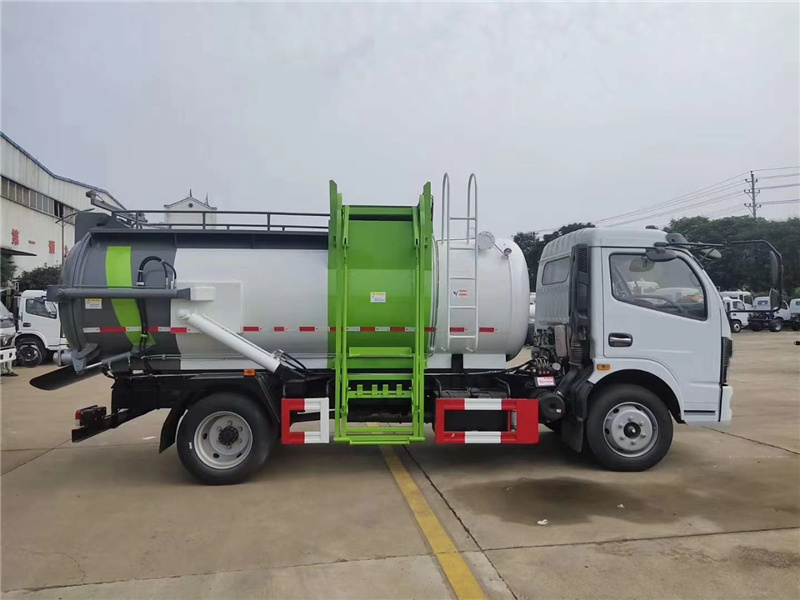 東風(fēng)7方餐廚垃圾車(圓罐)